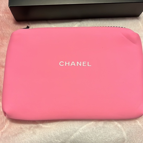 One available! Authentic New Luxury CHANEL Makeup Bag — neoprene in cute in pink - Picture 8 of 8